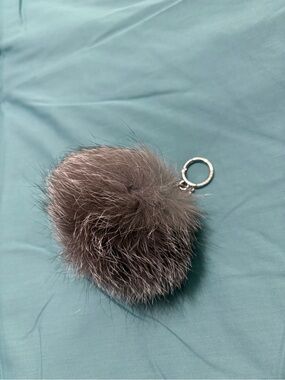 NWOT Michael Kors Fir Pom Pom Keychain - Gray